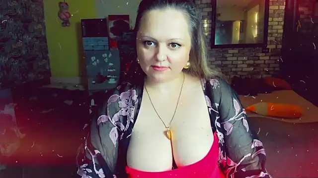 KlaraHoll online show from December 2024 11:50:02 AM