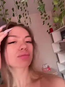 Snapshot of -Sexy_Barbie- chatting on March 2025 03:13:01 AM -Sexy Barbie- online show from March 2025 03:13:01 AM