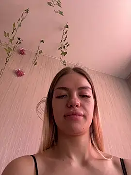 Snapshot of -Sexy_Barbie- chatting on March 2025 06:21:02 AM -Sexy Barbie- online show from March 2025 06:21:02 AM