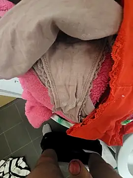 eric69 69 online show from March 2025 10:49:02 PM