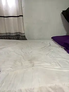 juliya Les online show from June 2026 05:52:02 AM