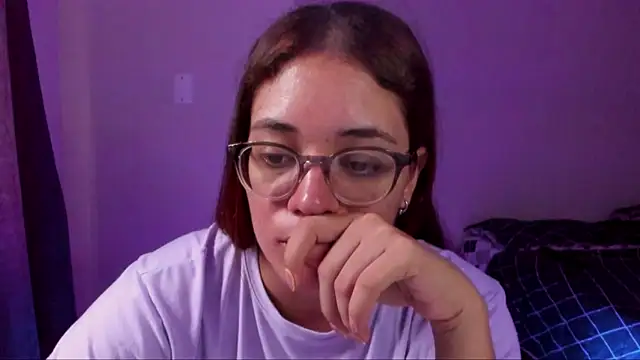 atenas 05  online show from February 2025 06:19:01 PM