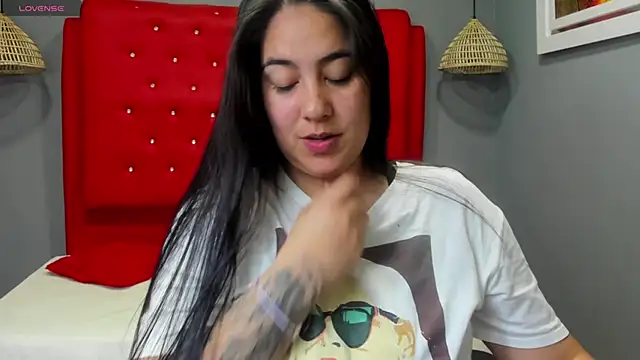 Snapshot of lizzaxs chatting on February 2025 08:35:02 PM lizzaxs online show from February 2025 08:35:02 PM