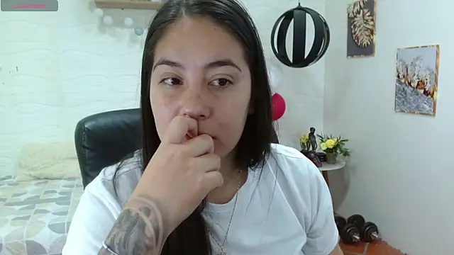 Snapshot of lizzaxs chatting on February 2025 01:50:02 PM lizzaxs online show from February 2025 01:50:02 PM