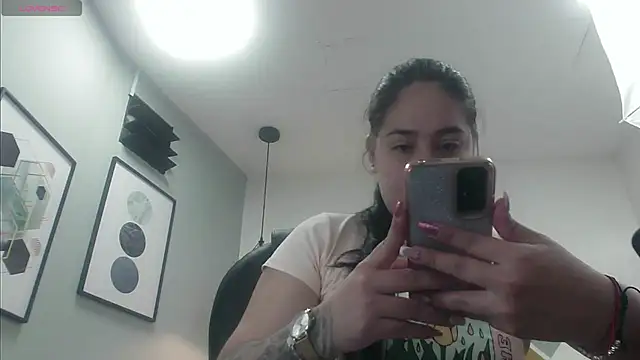 Snapshot of lizzaxs chatting on March 2025 01:24:02 PM lizzaxs online show from March 2025 01:24:02 PM