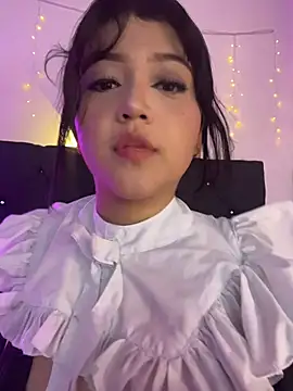 Snapshot of alisson_carolina73 chatting on December 2025 01:22:02 AM alisson carolina73 online show from December 2025 01:22:02 AM