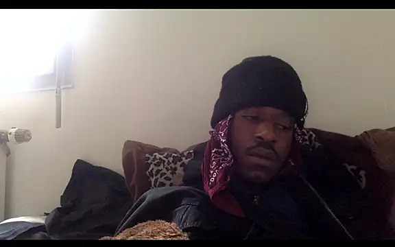 Snapshot of POPAYE972 chatting on November 2025 11:53:01 AM POPAYE972 online show from November 2025 11:53:01 AM