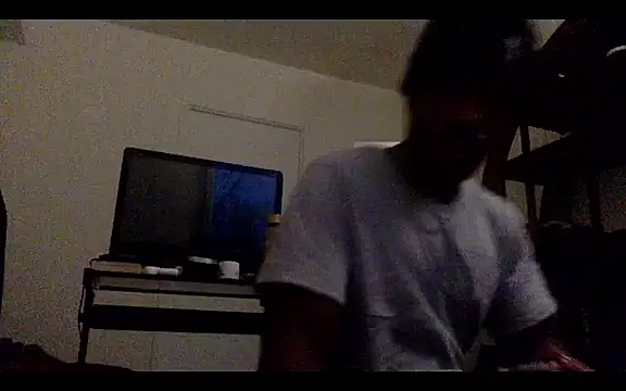 Snapshot of POPAYE972 chatting on December 2025 07:03:02 AM POPAYE972 online show from December 2025 07:03:02 AM