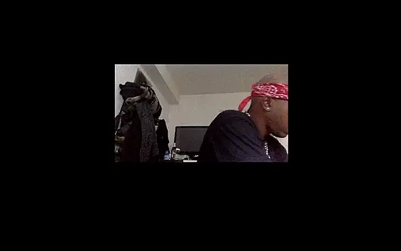 Snapshot of POPAYE972 chatting on July 2026 09:59:01 AM POPAYE972 online show from July 2026 09:59:01 AM