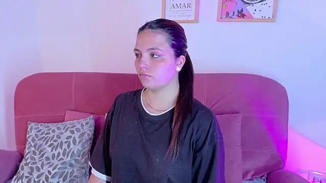 Juanita owens online show from April 2026 11:49:01 AM