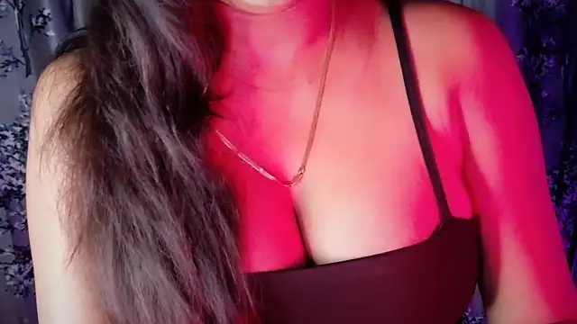 SexyAndHottie online show from April 2026 05:52:02 PM