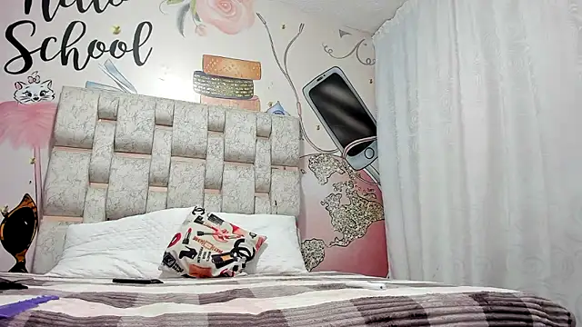 KOURTNEY-- online show from January 2025 01:36:02 AM