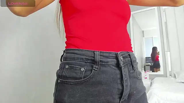 Snapshot of Carohorny4u chatting on January 2025 10:20:01 AM Carohorny4u online show from January 2025 10:20:01 AM