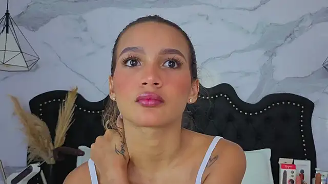 Carohorny4u online show from May 2026 10:15:01 PM