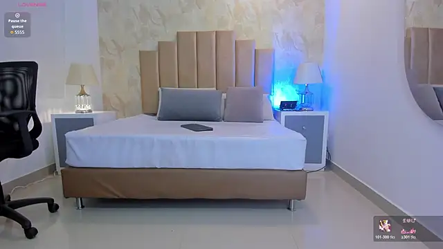  Peach1  online show from October 2025 02:43:02 PM