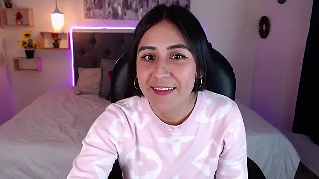Snapshot of mia_aira chatting on December 2024 08:38:02 PM mia aira online show from December 2024 08:38:02 PM