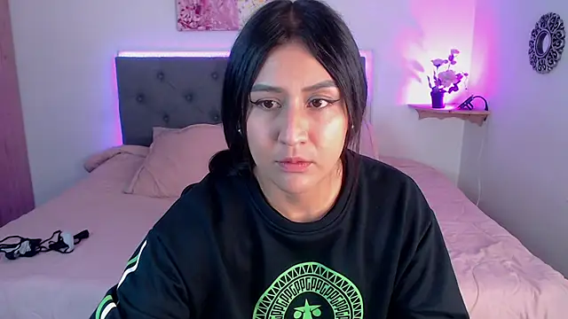 Snapshot of mia_aira chatting on February 2025 04:29:01 PM mia aira online show from February 2025 04:29:01 PM