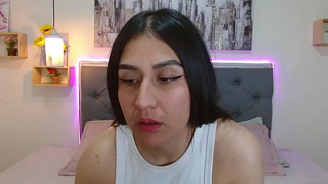 Snapshot of mia_aira chatting on September 2025 03:12:01 PM mia aira online show from September 2025 03:12:01 PM