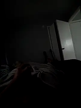 Snapshot of darle122 chatting on March 2025 12:33:02 PM darle122 online show from March 2025 12:33:02 PM