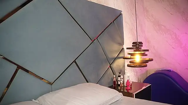 ammy durand online show from March 2026 07:35:01 PM