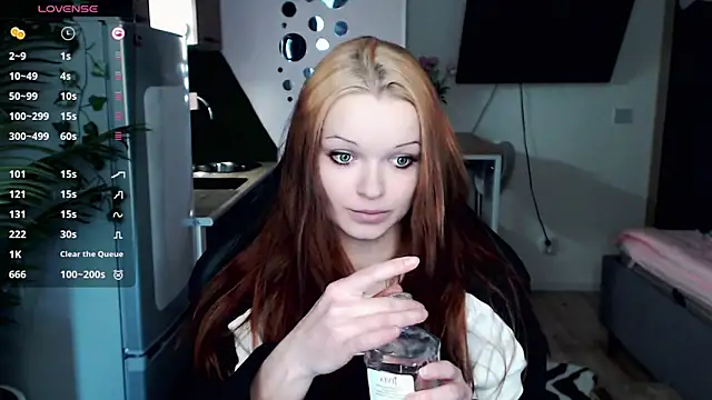 illililliilli online show from March 2025 10:11:02 AM