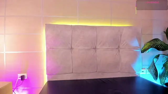 Karito-28 online show from October 2025 11:40:01 AM