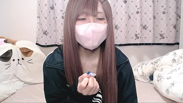  hiyor  online show from April 2026 08:33:02 PM