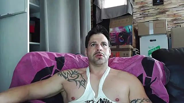 XxBigboybandxX online show from March 2026 02:55:02 PM