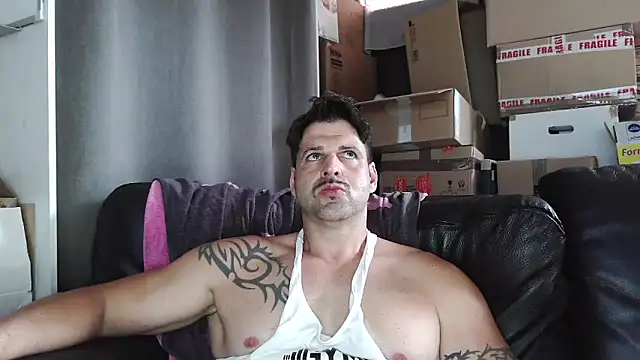 XxBigboybandxX online show from May 2026 03:49:02 PM