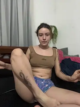 Ginger Foxy online show from April 2026 10:55:01 PM