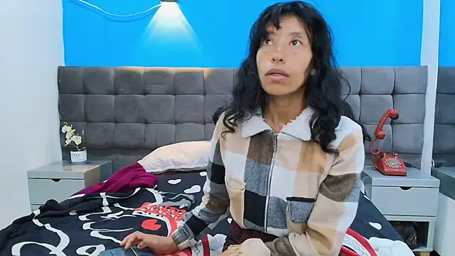 Snapshot of karolinee_66_ chatting on March 2026 03:45:01 AM karolinee 66 online show from March 2026 03:45:01 AM