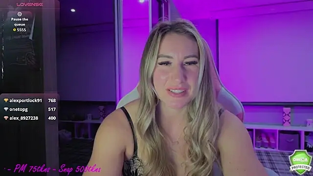 Snapshot of Daisydelicious chatting on November 2025 09:16:02 PM Daisydelicious online show from November 2025 09:16:02 PM