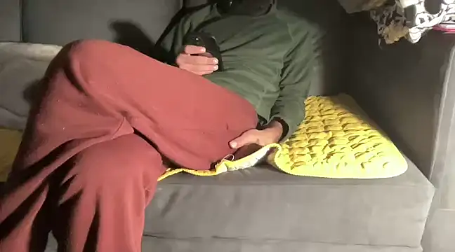 4small4inchlol online show from February 2025 01:44:02 AM