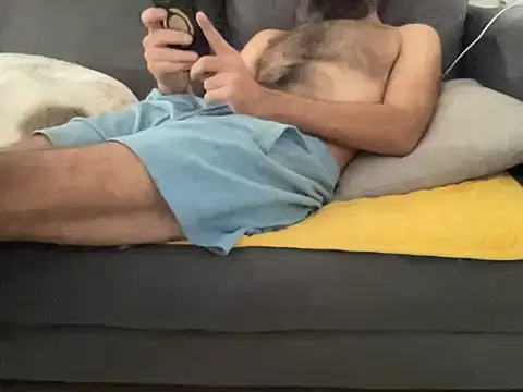 4small4inchlol online show from October 2025 12:05:01 PM