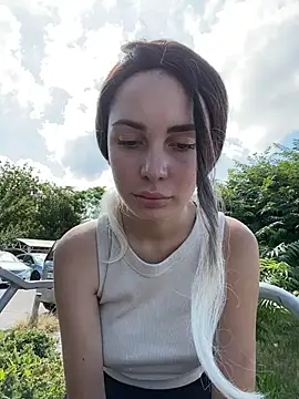SandraCarter online show from June 2026 07:00:01 AM