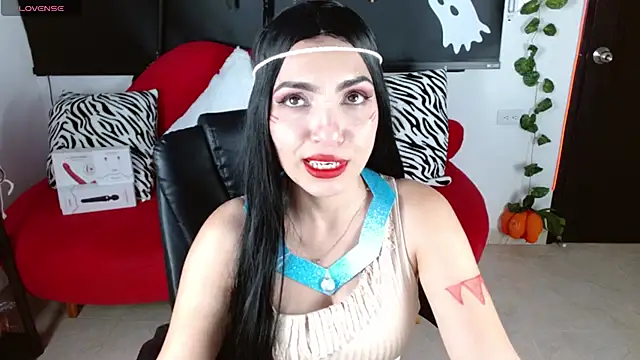 Carolaine69  online show from October 2025 01:44:02 PM