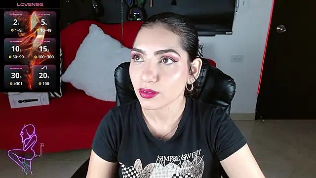 Carolaine69  online show from January 2026 01:35:02 PM