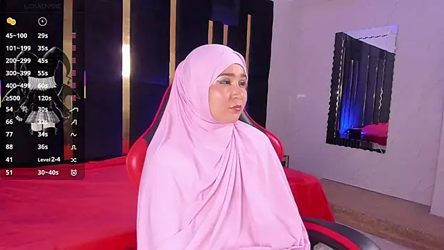 Snapshot of SamiQuest chatting on March 2026 04:28:02 AM SamiQuest online show from March 2026 04:28:02 AM