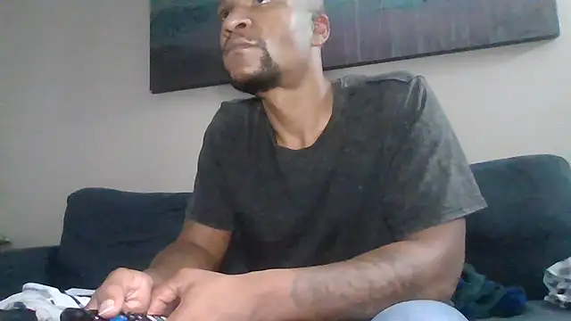 SexxyreddMale online show from December 2024 01:10:01 AM