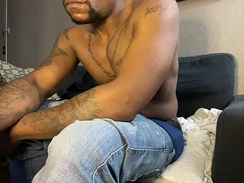 SexxyreddMale online show from December 2024 11:41:02 AM