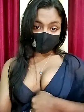 Myra-sen online show from November 2025 04:40:02 PM