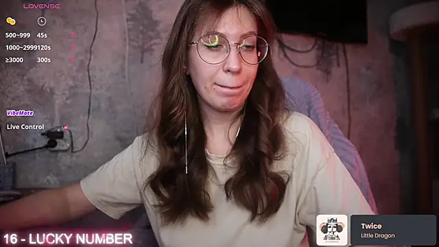 ms allison w online show from October 2025 12:05:02 PM