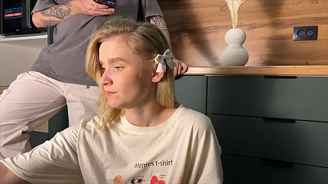 Snapshot of Adelovenick chatting on February 2026 08:51:02 PM Adelovenick online show from February 2026 08:51:02 PM