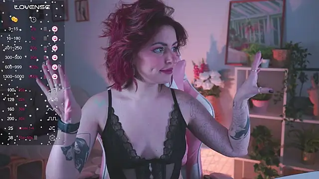 Snapshot of Lana__May chatting on December 2024 05:36:02 PM Lana May online show from December 2024 05:36:02 PM