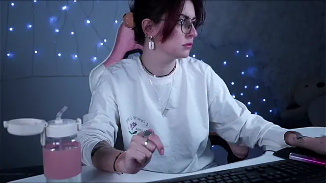 Snapshot of Lana__May chatting on March 2025 02:43:02 PM Lana May online show from March 2025 02:43:02 PM