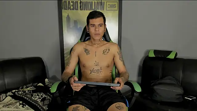 Snapshot of jamesinked_ chatting on March 2025 02:04:01 AM jamesinked online show from March 2025 02:04:01 AM