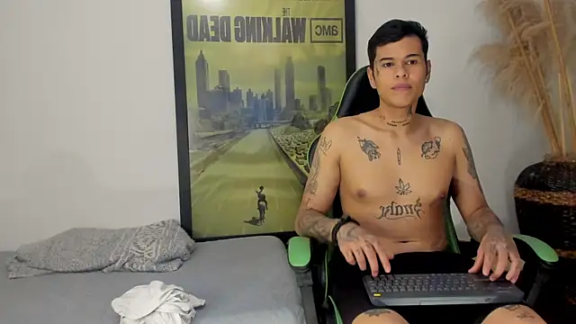 Snapshot of jamesinked_ chatting on January 2026 07:27:01 PM jamesinked online show from January 2026 07:27:01 PM