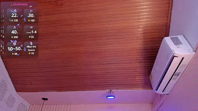 Snapshot of viiolett_lee chatting on March 2025 02:45:01 AM viiolett lee online show from March 2025 02:45:01 AM