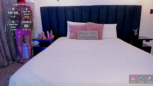 Snapshot of susyy7 chatting on October 2025 03:42:02 AM susyy7 online show from October 2025 03:42:02 AM