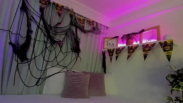 Snapshot of susyy7 chatting on October 2025 06:20:02 PM susyy7 online show from October 2025 06:20:02 PM